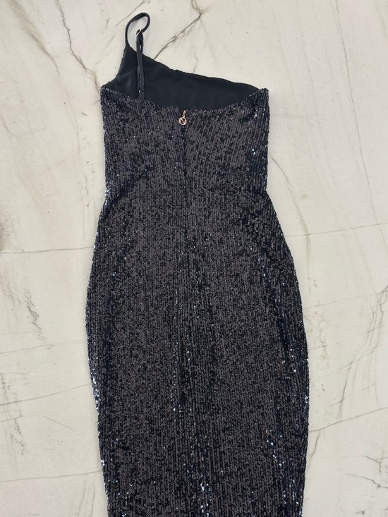 Nookie long one shoulder Stretch sequin dress size small Nookie long one shoulder Stretch sequin dress size small